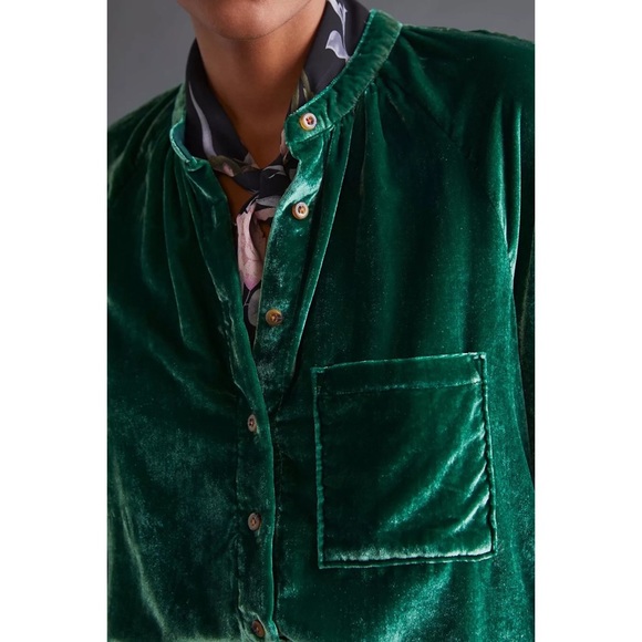 Pilcro for Anthropologie Green Puff-Sleeved Velvet Buttondown NWT Medium - Picture 3 of 12